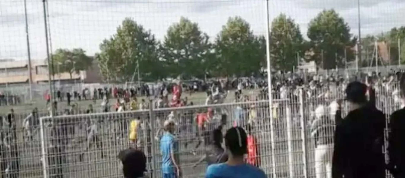 Γαλλία: 400 άτομα έκαναν... «ντου» σε ποδοσφαιρικό αγώνα (βίντεο)